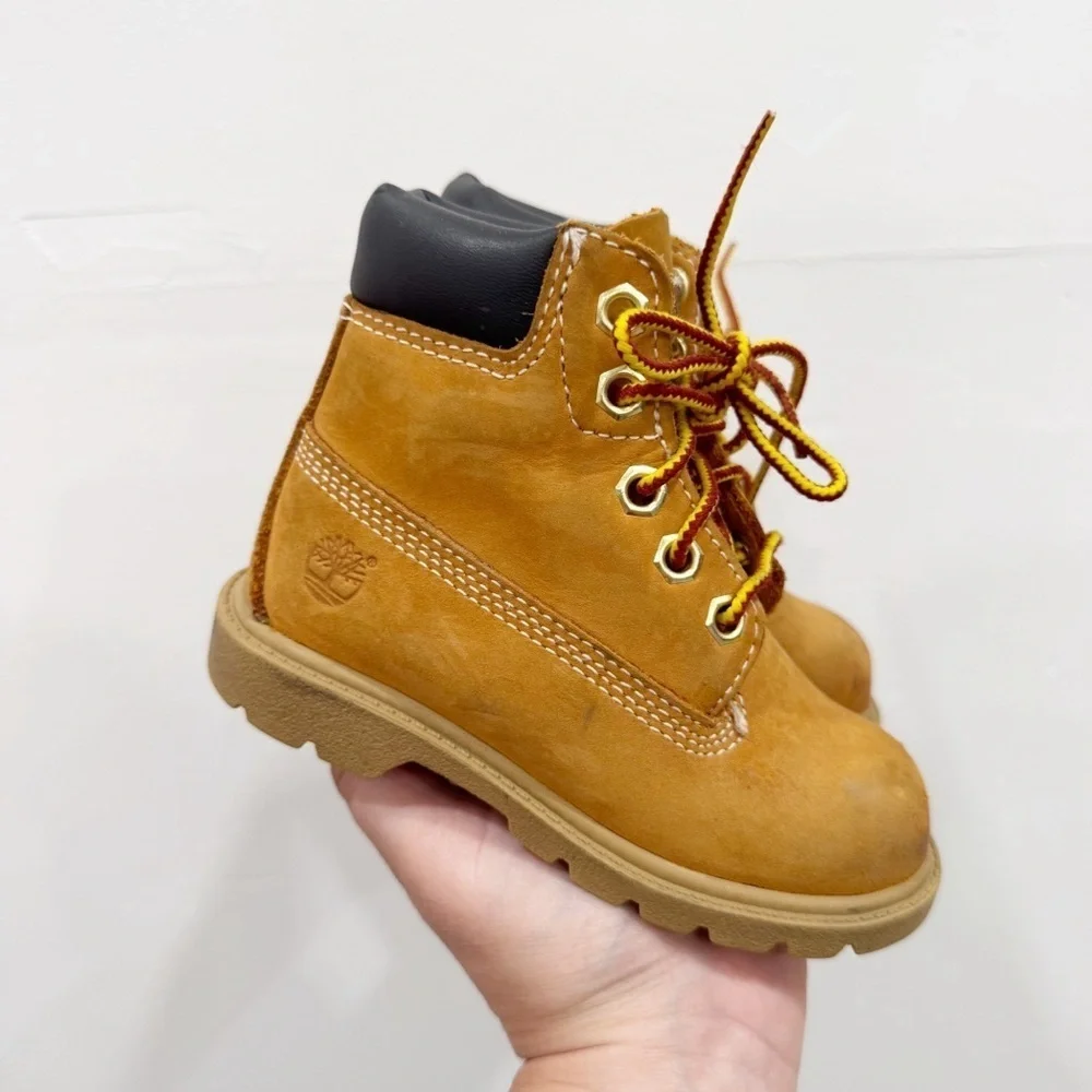 Timberland 6-inch Premium Waterproof Boot Size 7 in Wheat Nubuck